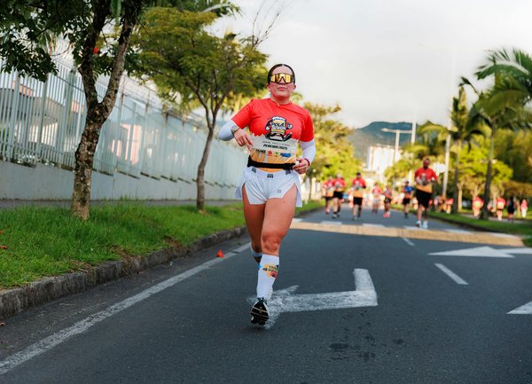 How do UK sports policies compare with those of other countries in promoting youth sports?